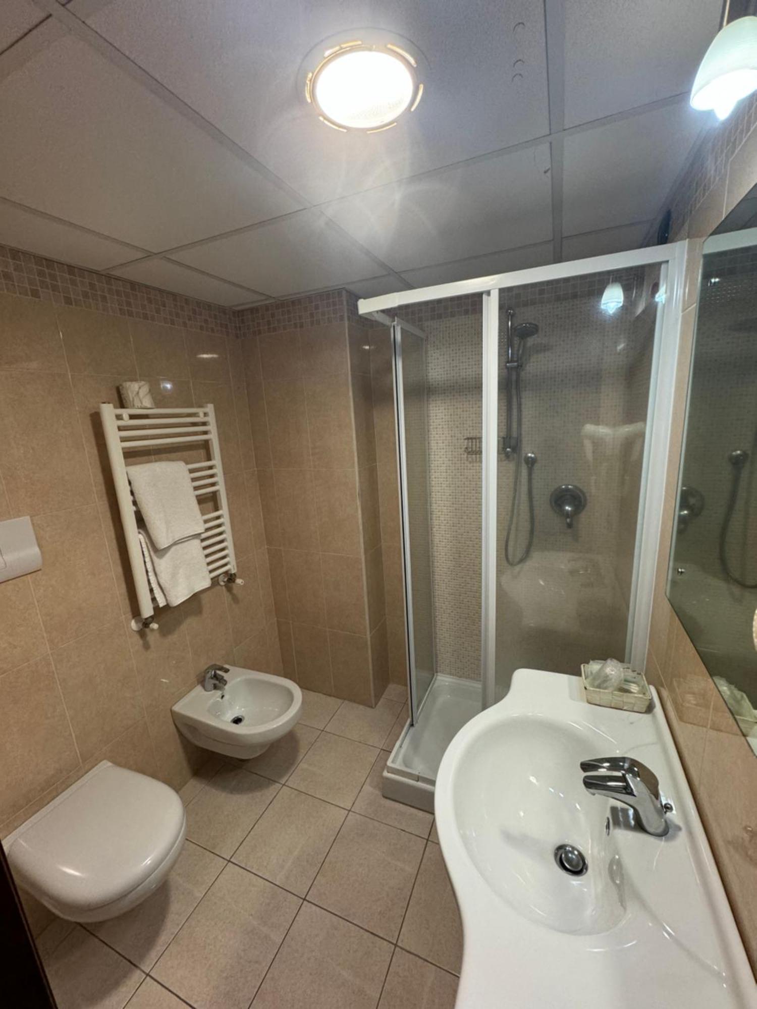 רוזארנו Hotel Vittoria מראה חיצוני תמונה